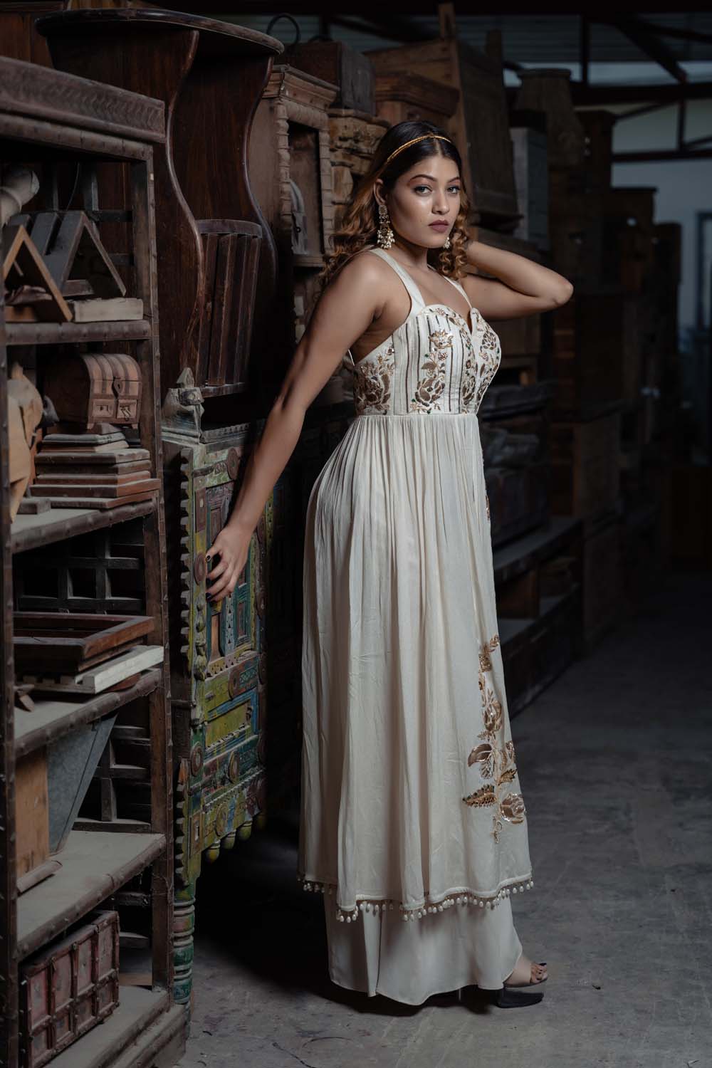 Nuria - Off White Sleeveless Anarkali Dress